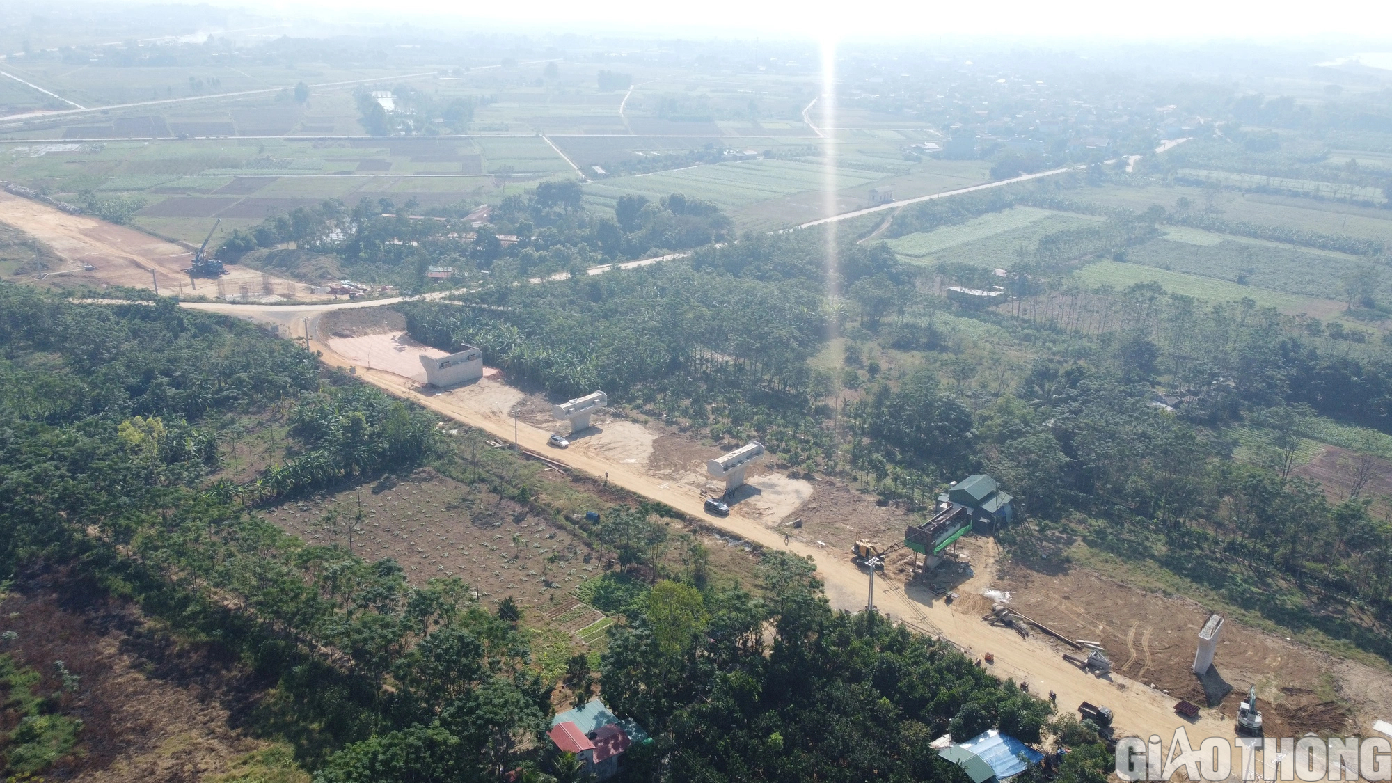 Thi công cây cầu dài nhất trên sông Mã - Ảnh 13. Thi công cây cầu dài nhất trên sông Mã - Ảnh 13.
