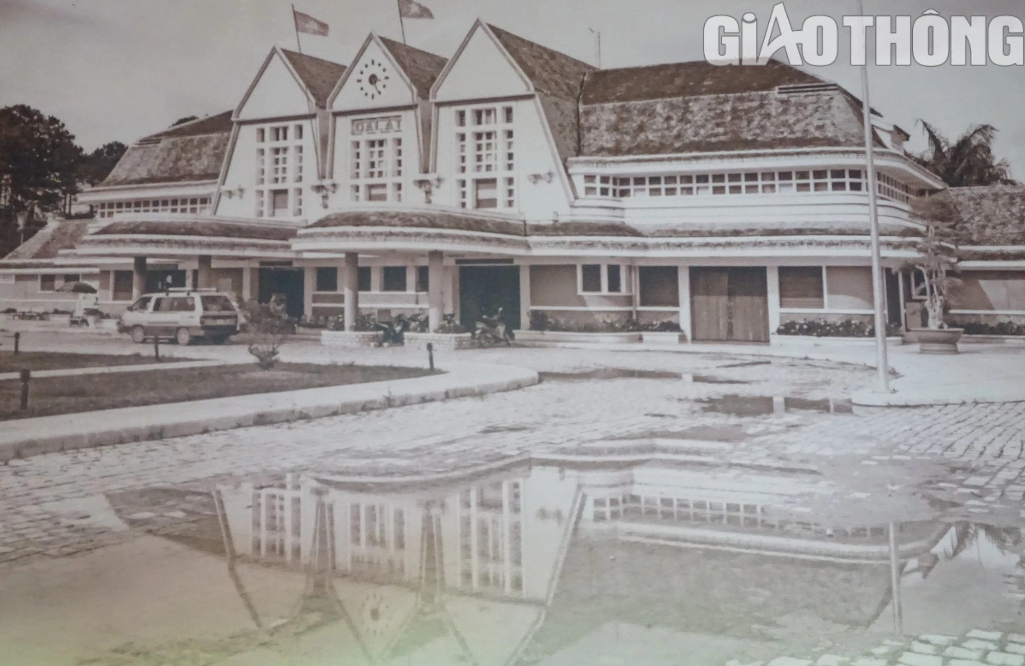 Đường sắt Đ&agrave; Lạt- Trại M&aacute;t xuống cấp nghi&ecirc;m trọng - Ảnh 2.