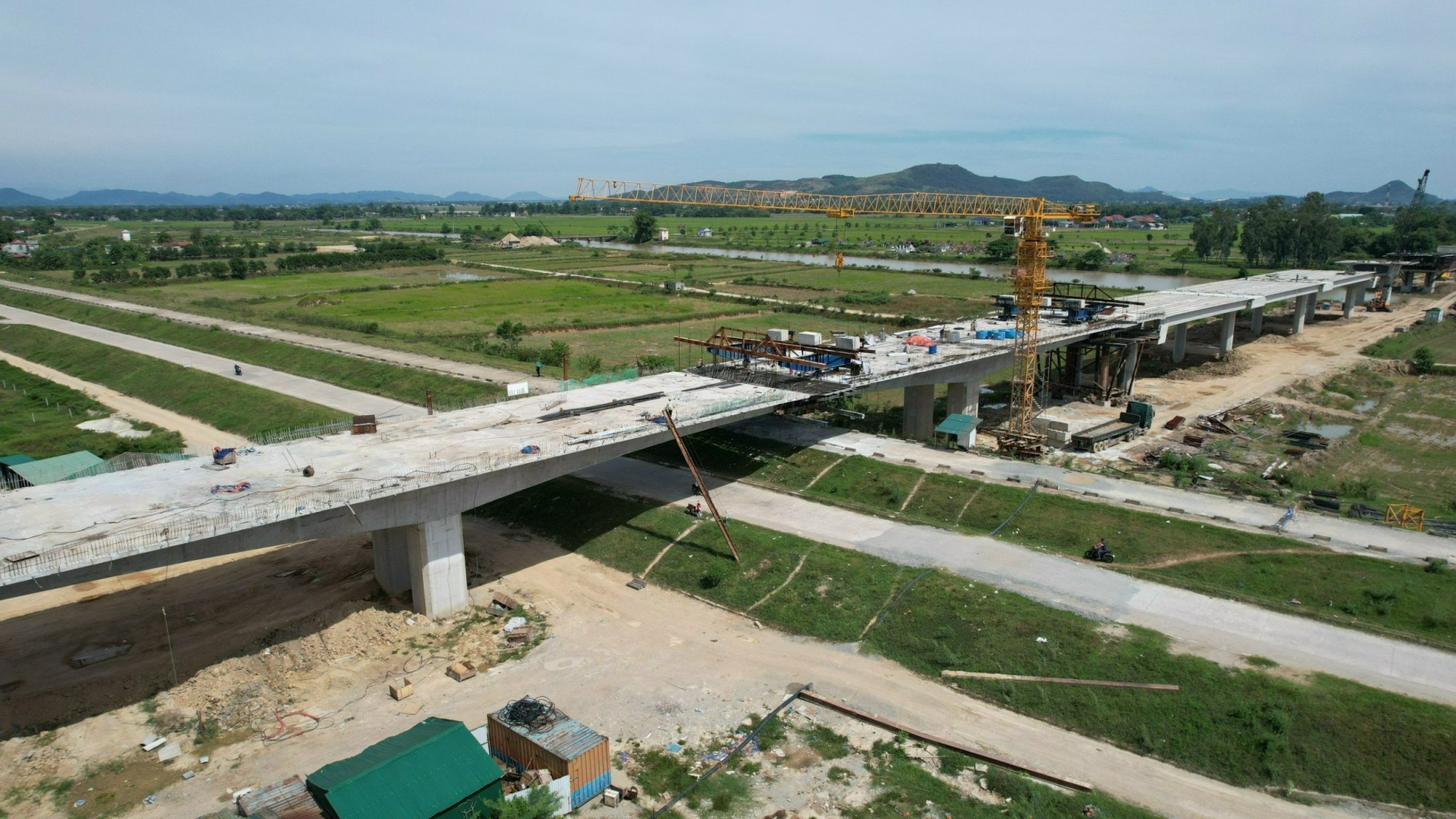 Dự &aacute;n Diễn Ch&acirc;u - B&atilde;i Vọt chậm tiến độ nhiều hạng mục quan trọng - Ảnh 1.