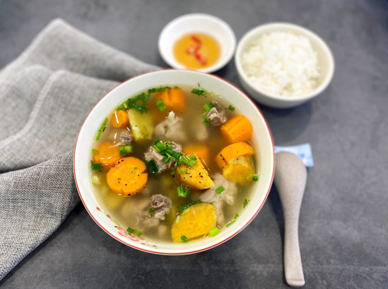 Loại củ mệnh danh &ldquo;trường thọ&rdquo;, l&agrave; nguy&ecirc;n liệu của c&aacute;c m&oacute;n ăn vặt m&ugrave;a đ&ocirc;ng - Ảnh 7.