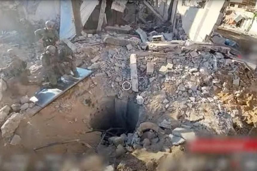 Qu&acirc;n đội Israel th&ocirc;ng b&aacute;o ph&aacute;t hiện đường hầm d&agrave;i 55m b&ecirc;n dưới bệnh viện lớn nhất Dải Gaza - Ảnh 1.