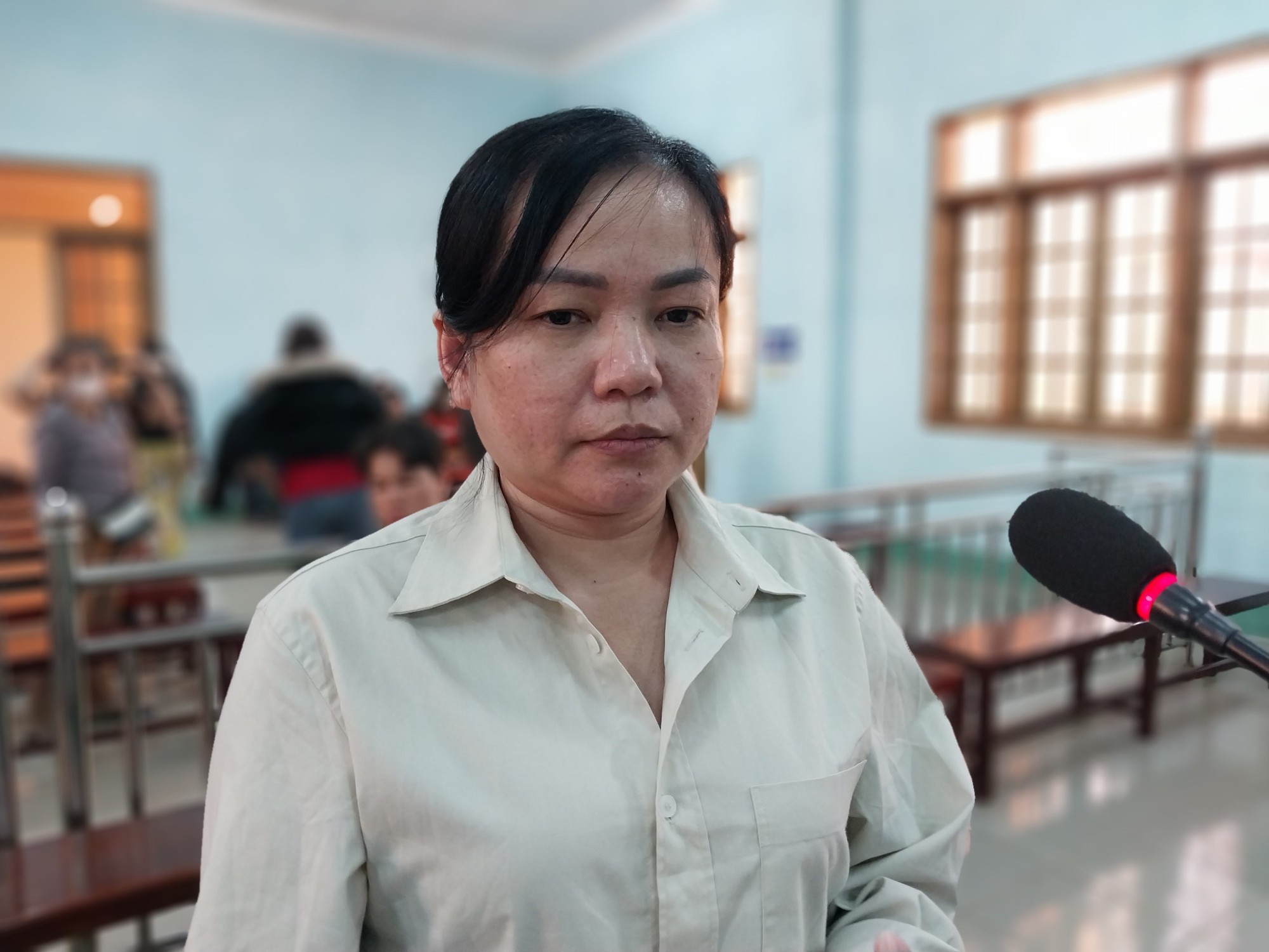 Gia Lai: Nữ qu&aacute;i lừa 27 hộ d&acirc;n chiếm tr&ecirc;n 4,5 tỷ đồng - Ảnh 1.