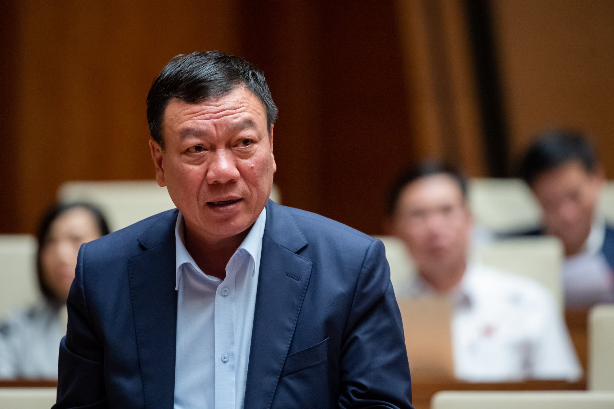 Đại biểu Quốc hội: Đảm bảo c&aacute;n bộ c&oacute; thu nhập kh&aacute; để giảm tham nhũng - Ảnh 3.