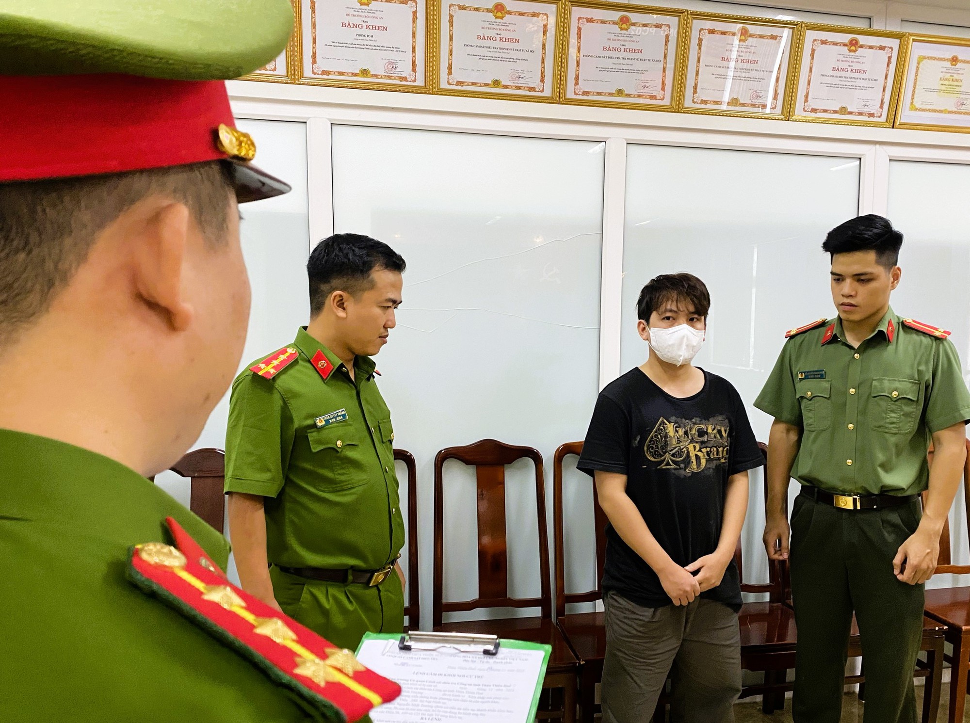 Bắt 10X x&acirc;m nhập tr&aacute;i ph&eacute;p v&agrave; tấn c&ocirc;ng mạng m&aacute;y t&iacute;nh c&ocirc;ng ty ở Huế - Ảnh 1.
