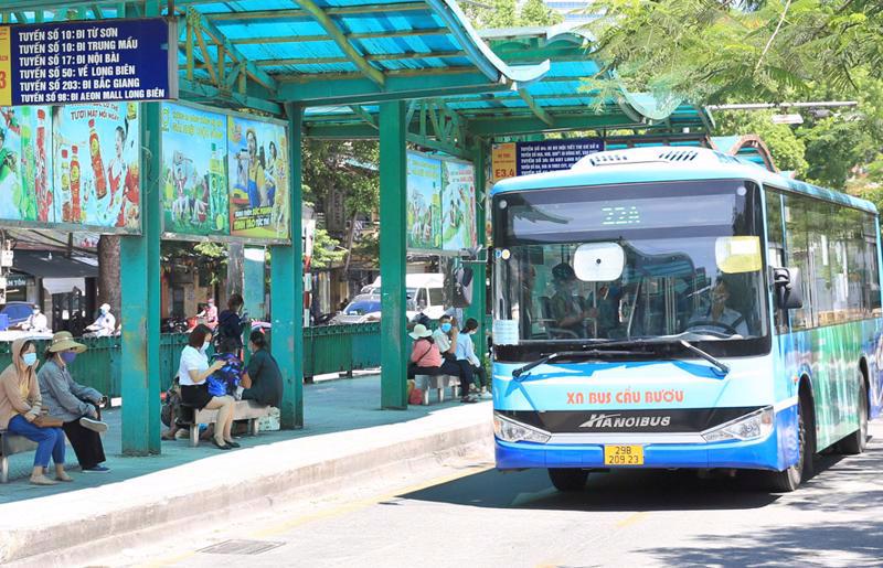 Cải tạo xe kh&aacute;ch th&agrave;nh phố, thiết bị th&ocirc;ng tin cần đ&aacute;p ứng y&ecirc;u cầu n&agrave;o? - Ảnh 1.