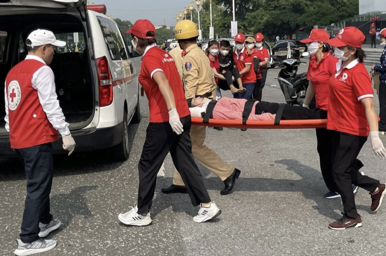 Cách nào nâng hiệu quả sơ cấp cứu trước viện cho nạn nhân tai nạn giao thông? - Ảnh 2. Cách nào nâng hiệu quả sơ cấp cứu trước viện cho nạn nhân tai nạn giao thông? - Ảnh 2.