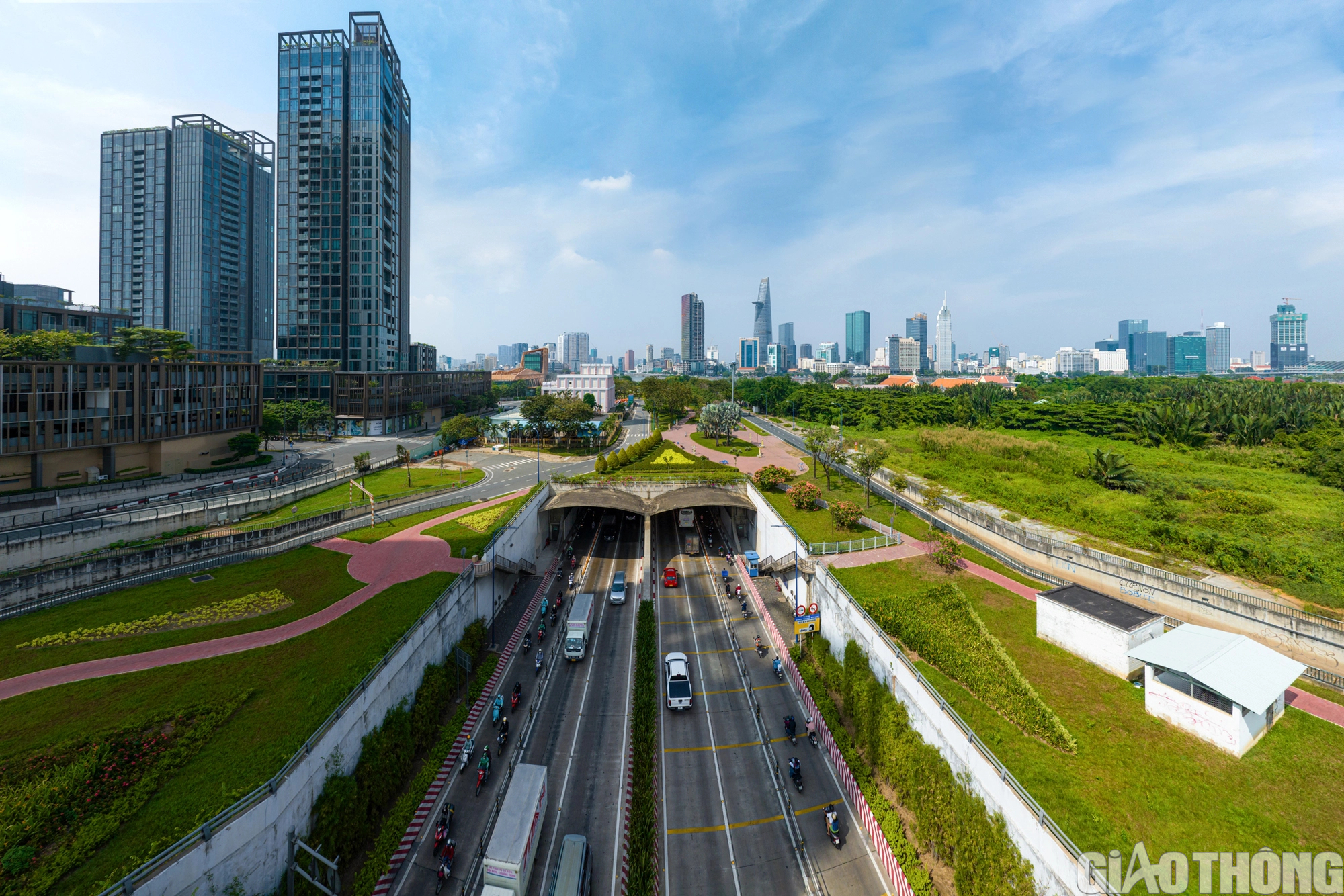 Hiện trạng hạ tầng khu đ&ocirc; thị Thủ Thi&ecirc;m sau nhiều năm x&acirc;y dựng - Ảnh 3.