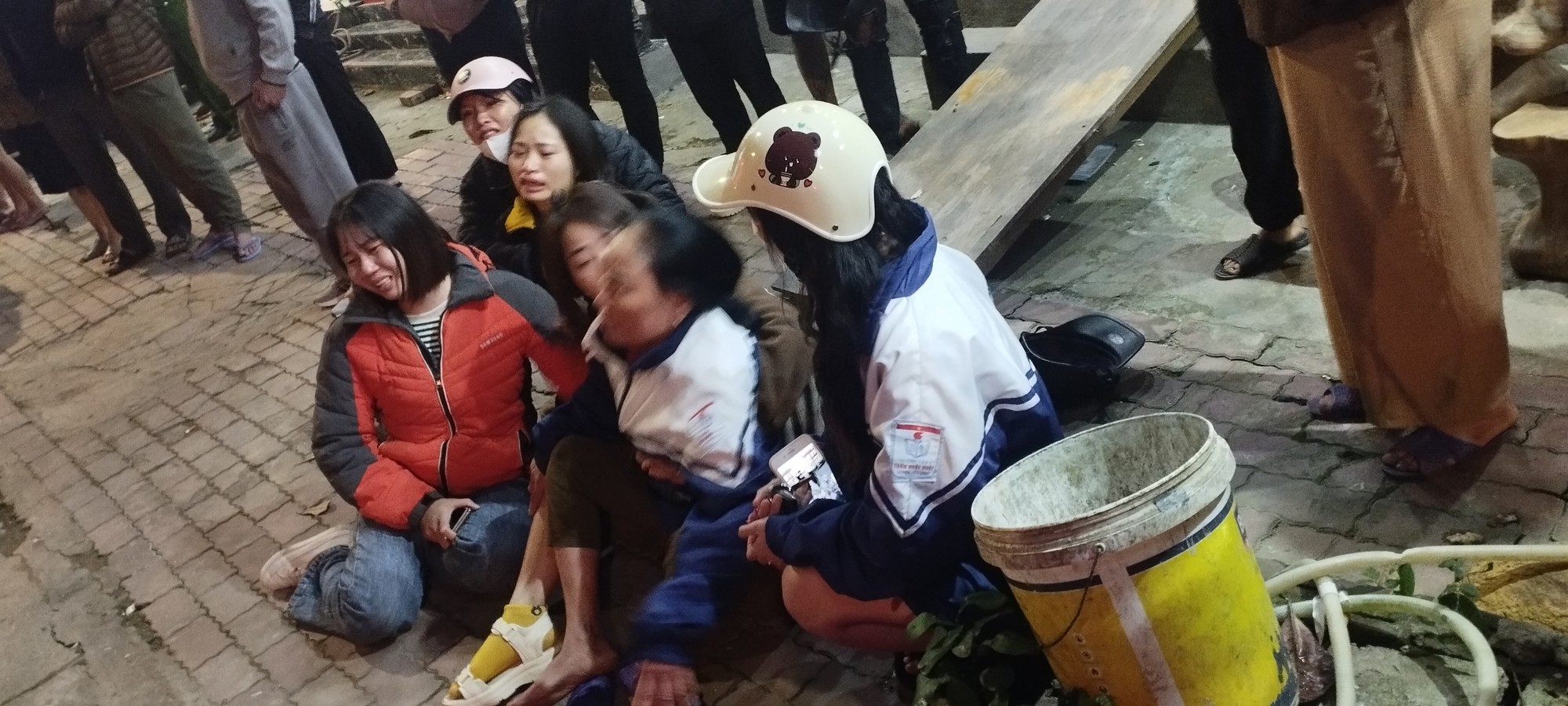 Tai nạn khiến 4 người thương vong ở Y&ecirc;n B&aacute;i t&agrave;i xế ra tr&igrave;nh diện c&ocirc;ng an - Ảnh 2.