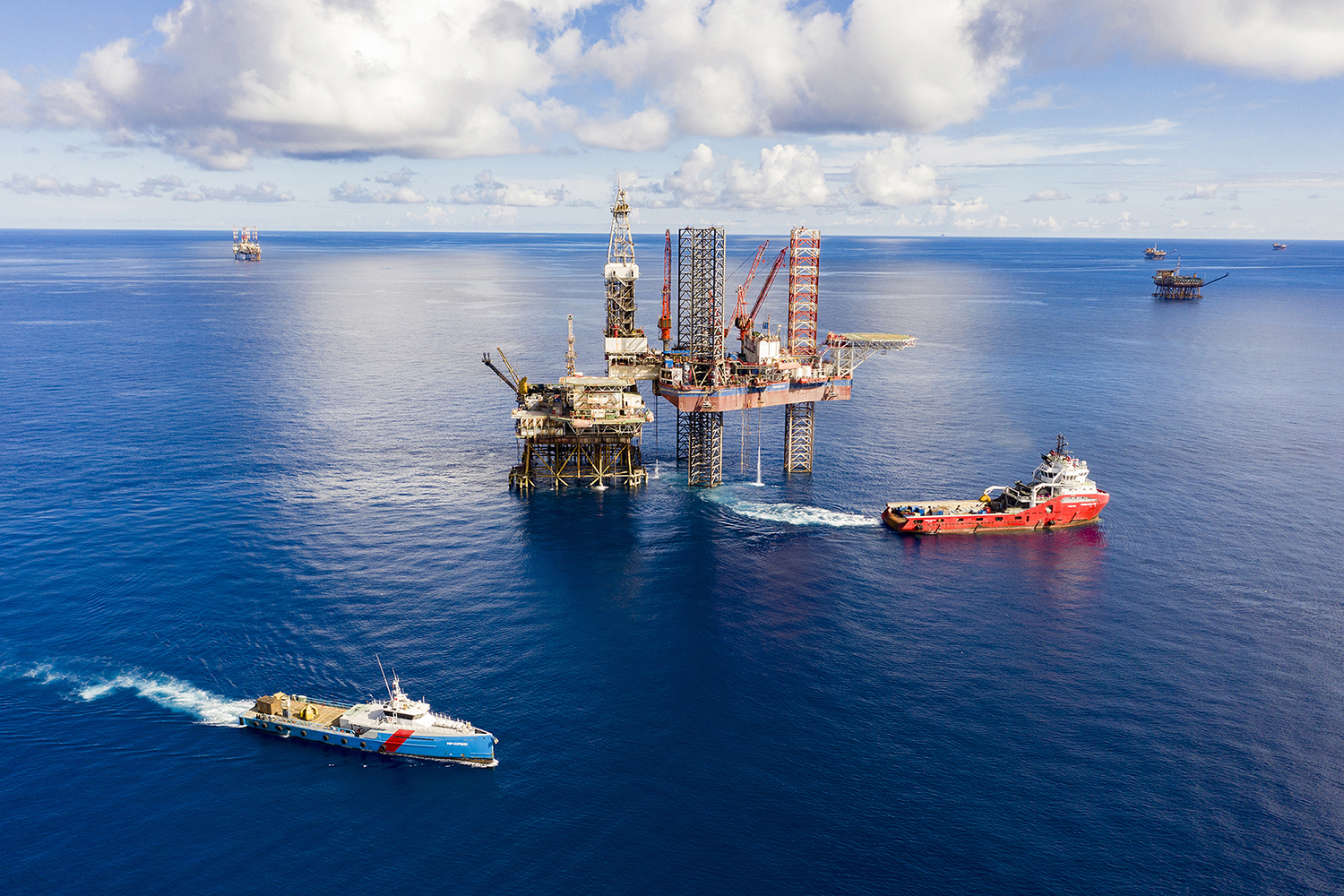 Petrovietnam về đ&iacute;ch sớm nhiều chỉ ti&ecirc;u sản lượng v&agrave; t&agrave;i ch&iacute;nh - Ảnh 1.