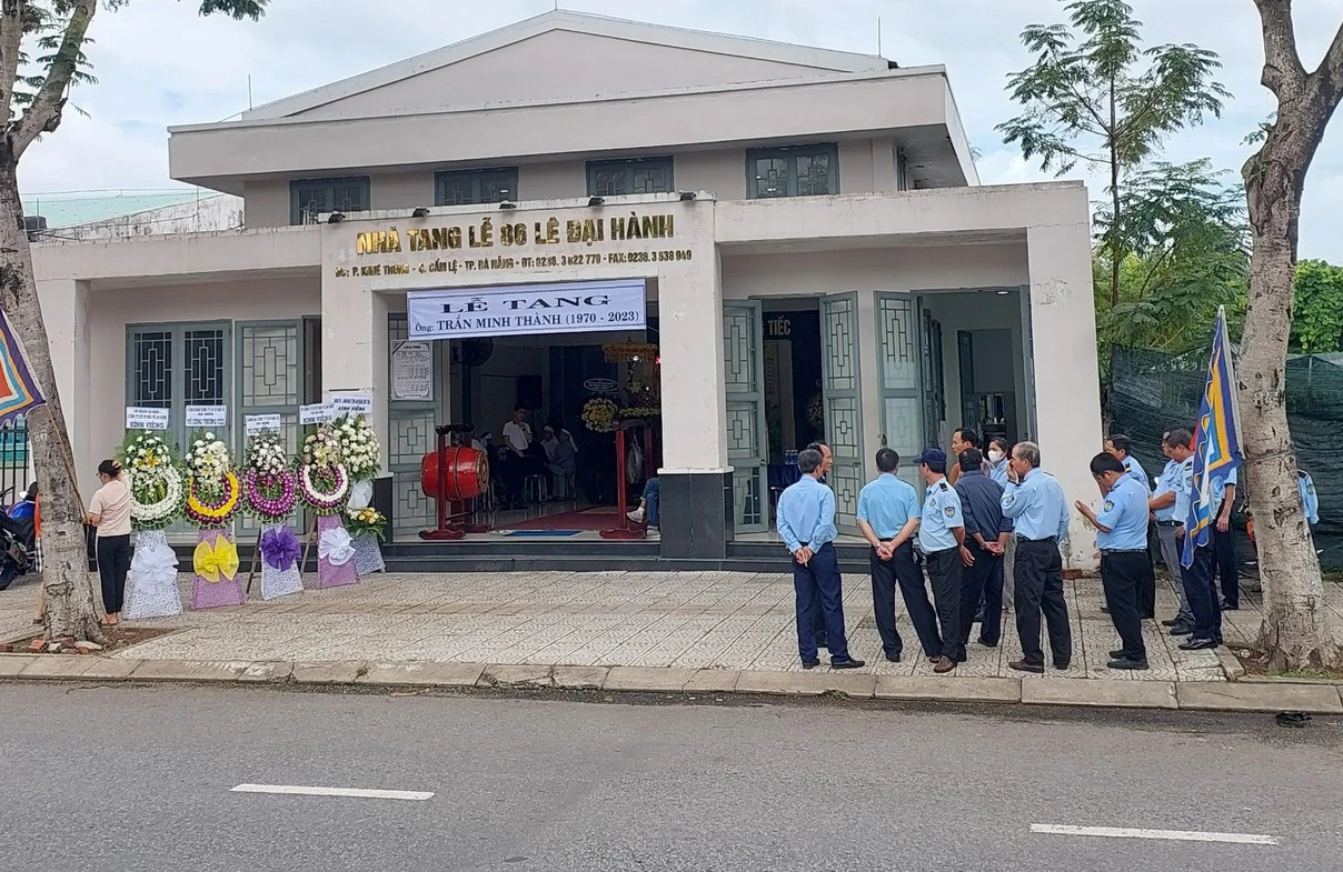 Bảo vệ tử vong khi chặn bắt 2 t&ecirc;n cướp ng&acirc;n h&agrave;ng ngh&egrave;o kh&oacute;, sống xa gia đ&igrave;nh - Ảnh 2.