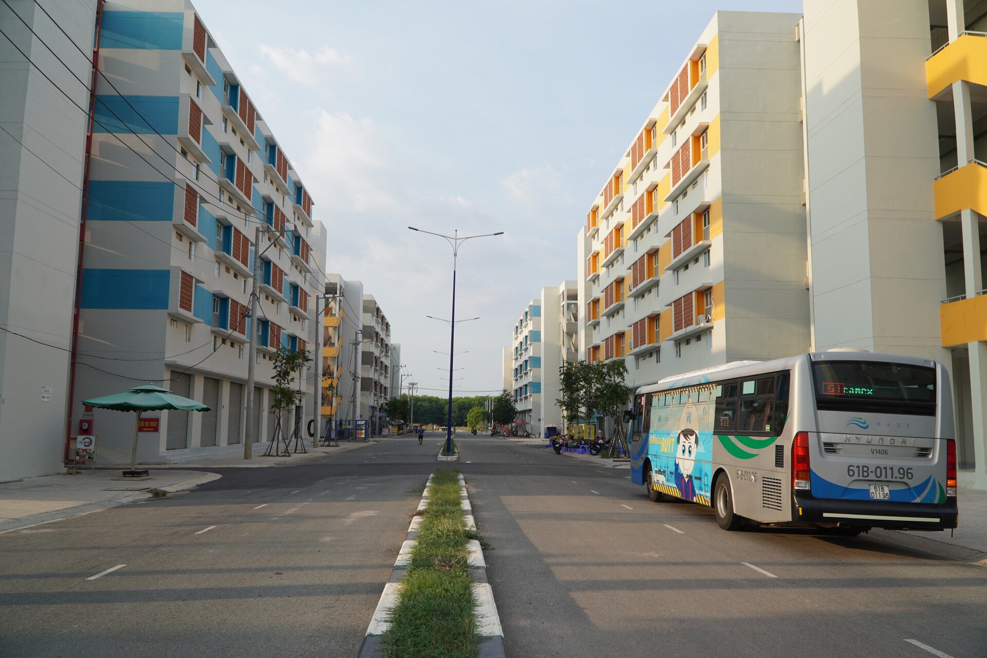 B&igrave;nh Dương huy động c&aacute;c nguồn lực x&acirc;y nh&agrave; ở x&atilde; hội cho người thu nhập thấp - Ảnh 2.