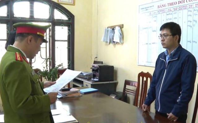 Th&aacute;i B&igrave;nh: Mua b&aacute;n h&oacute;a đơn tr&aacute;i ph&eacute;p một c&aacute;n bộ t&iacute;n dụng ng&acirc;n h&agrave;ng bị khởi tố  - Ảnh 1.