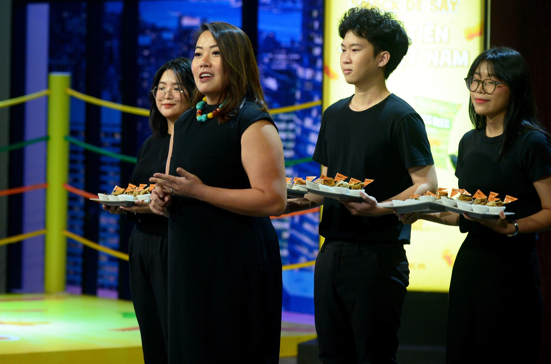 Shark Tank tập 9: Shark Tuệ Lâm và Erik "chốt deal" với 2 anh em Quán quân Techfest - Ảnh 6. Shark Tank tập 9: Shark Tuệ Lâm và Erik "chốt deal" với 2 anh em Quán quân Techfest - Ảnh 6.