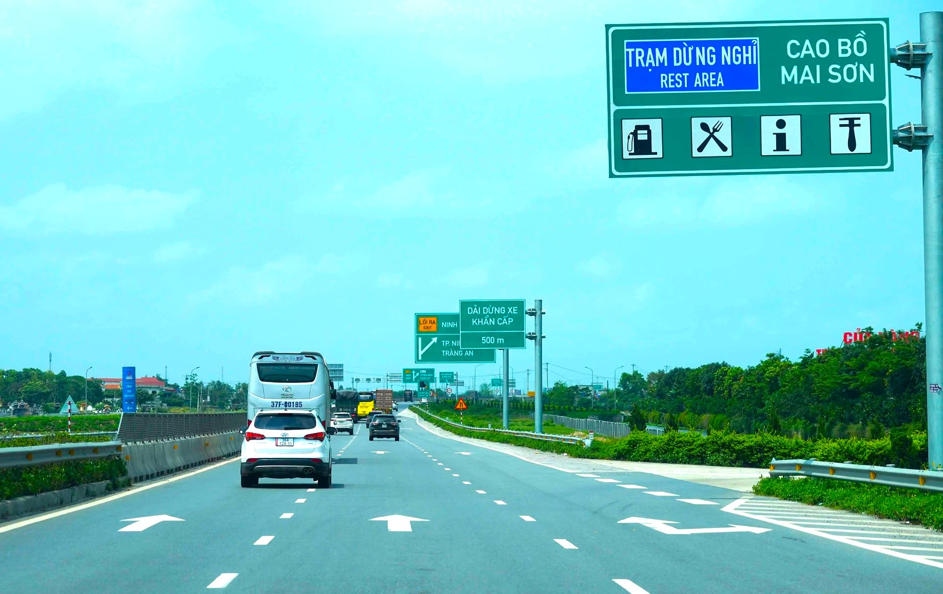 Bộ GTVT y&ecirc;u cầu r&agrave; so&aacute;t n&acirc;ng tốc độ cao tốc 4 l&agrave;n xe l&ecirc;n 90 km/h - Ảnh 1.