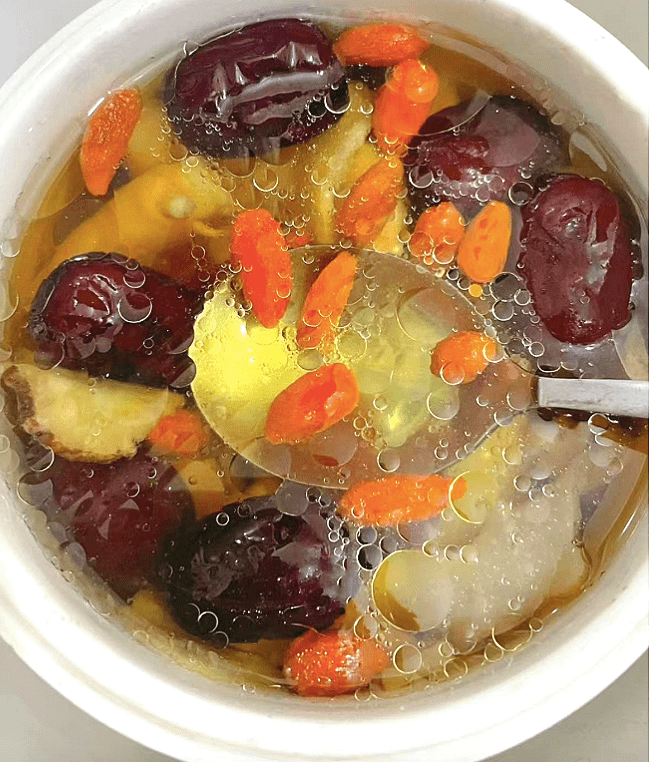 L&agrave;m m&oacute;n canh "chống gi&agrave;", chị em h&atilde;y ăn thường xuy&ecirc;n v&agrave;o m&ugrave;a đ&ocirc;ng sẽ gi&uacute;p chống lạnh, bổ sung kh&iacute; huyết - Ảnh 4.