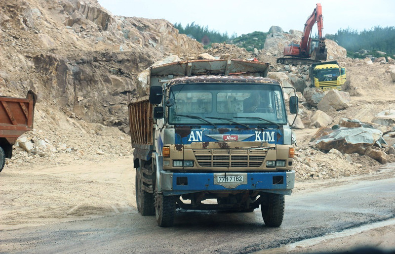 Chia sẻ cơ sở dữ liệu, ngăn xe hết ni&ecirc;n hạn tham gia giao th&ocirc;ng - Ảnh 1.