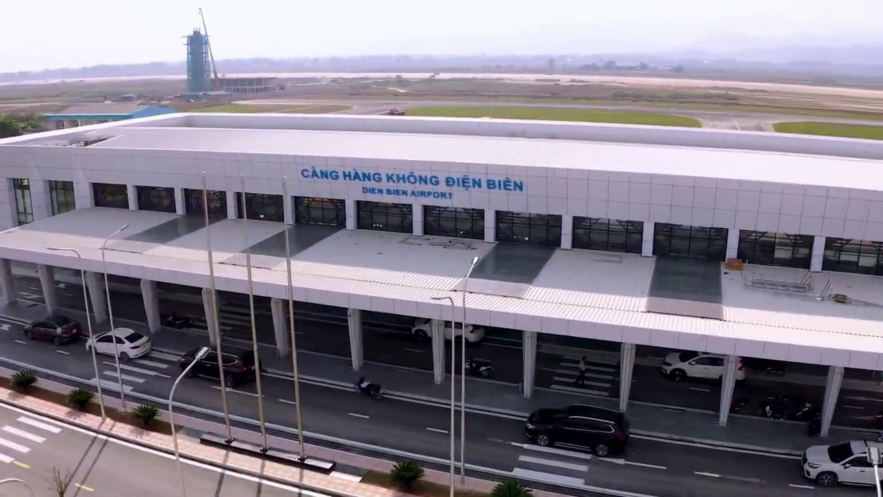 To&agrave;n cảnh s&acirc;n bay Điện Bi&ecirc;n trước ng&agrave;y khai  - Ảnh 3.
