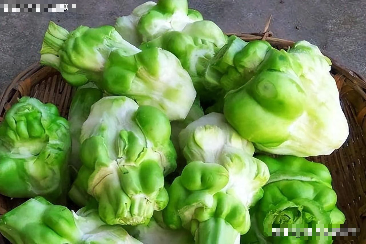 Loại rau "vua nhuận tr&agrave;ng", ăn nhiều giải độc, sạch ruột, to&agrave;n th&acirc;n bay bổng, x&agrave;o hay trộn đều ngon - Ảnh 1.