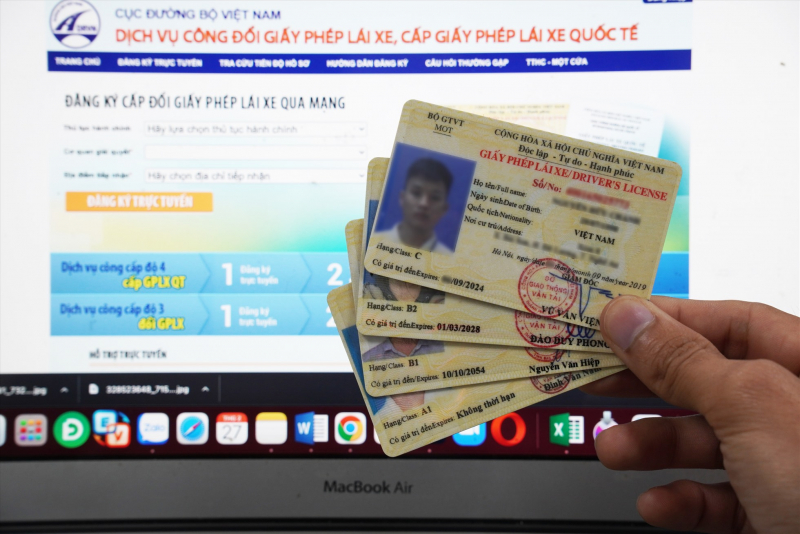 Những ch&iacute;nh s&aacute;ch nổi bật c&oacute; hiệu lực từ th&aacute;ng 12/2023 - Ảnh 1.