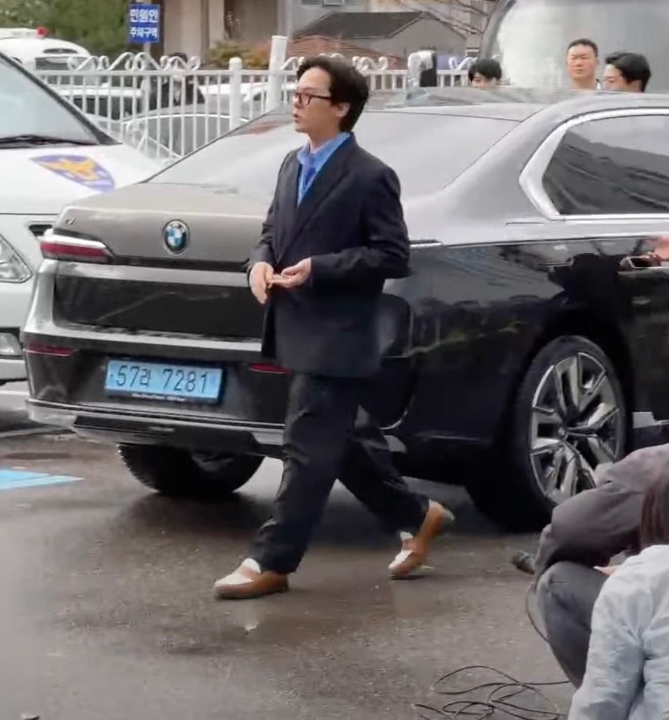 G-Dragon đã xuất hiện tại đơn vị điều tra tội phạm ma túy - Ảnh 2. G-Dragon đã xuất hiện tại đơn vị điều tra tội phạm ma túy - Ảnh 2.