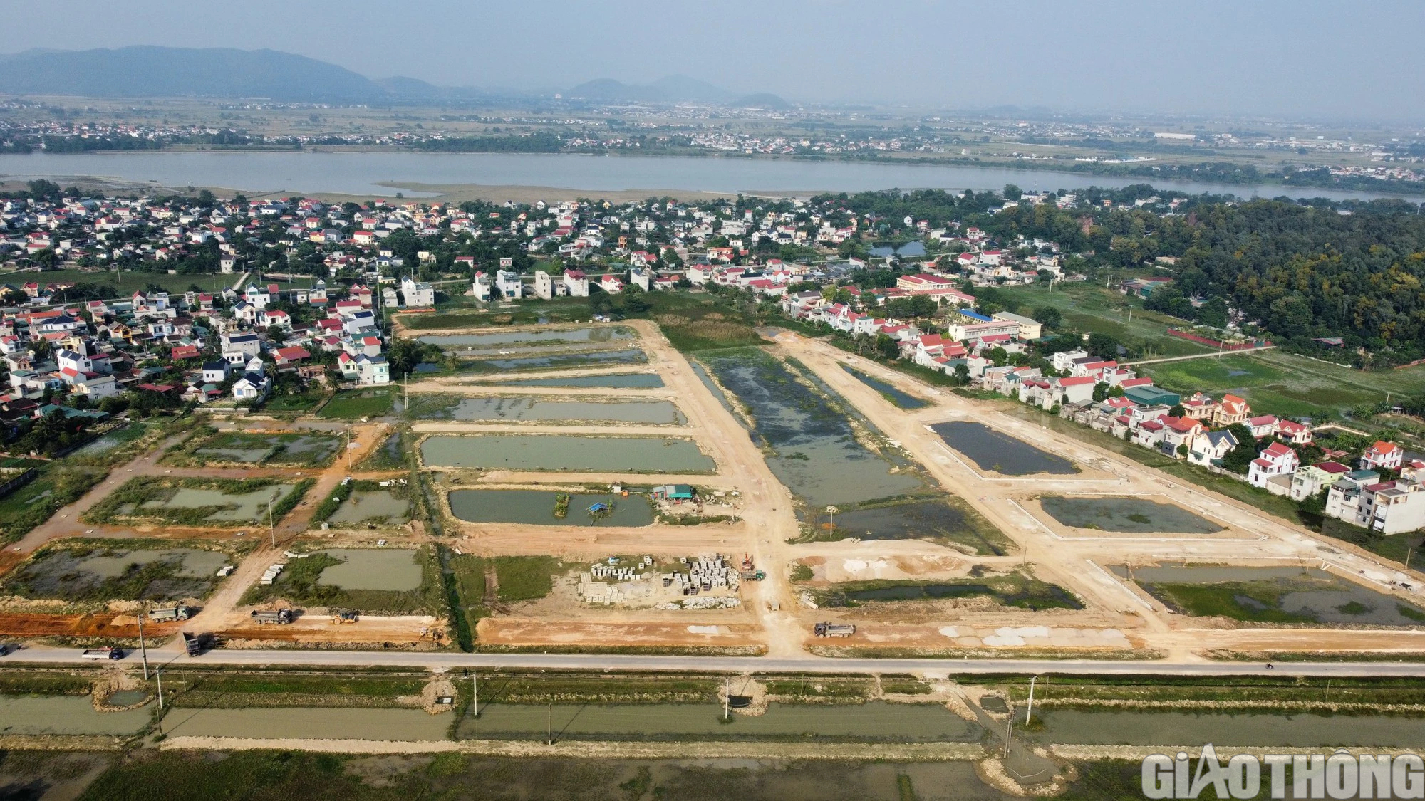 Chưa được cấp ph&eacute;p đấu nối, vẫn ngang nhi&ecirc;n thi c&ocirc;ng dự &aacute;n trăm tỉ - Ảnh 1.