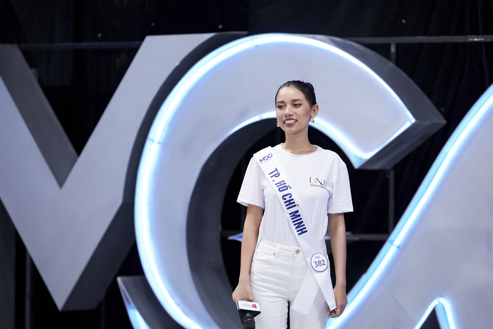 C&ocirc; gi&aacute;o Phan L&ecirc; Ho&agrave;ng An chiến thắng xuất sắc tại T&ocirc;i l&agrave; Hoa hậu Ho&agrave;n vũ Việt Nam tập 2 - Ảnh 1.