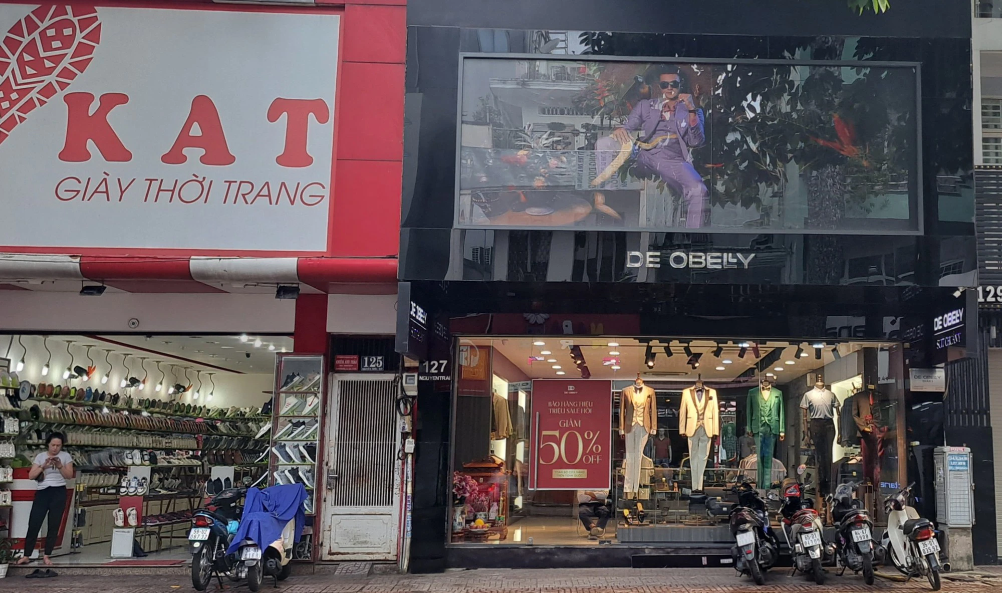 Kinh doanh ế ẩm cửa hàng thời trang đua nhau trả mặt bằng - Ảnh 8. Kinh doanh ế ẩm cửa hàng thời trang đua nhau trả mặt bằng - Ảnh 8.