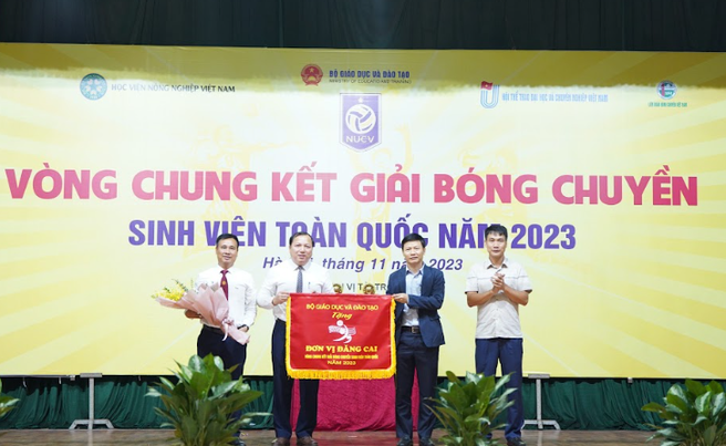 120 đội b&oacute;ng tham gia tranh t&agrave;i tại giải B&oacute;ng chuyền Sinh vi&ecirc;n to&agrave;n quốc 2023  - Ảnh 1.