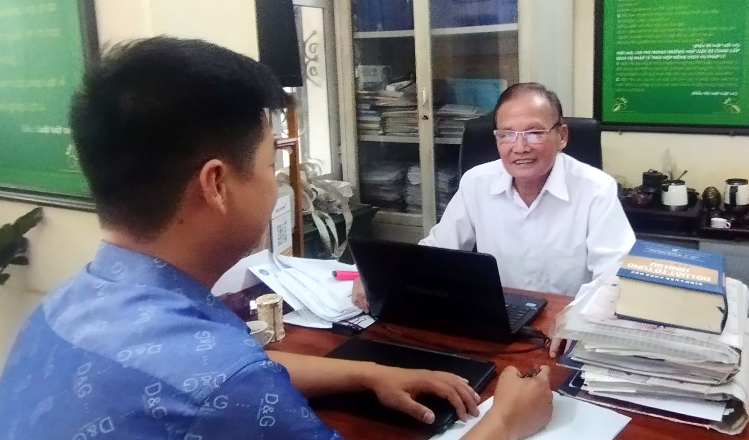 Sau khi T&ograve;a tuy&ecirc;n v&ocirc; tội, nguy&ecirc;n Ph&oacute; B&iacute; thư tỉnh đo&agrave;n Y&ecirc;n B&aacute;i c&oacute; được phục chức ra sao? - Ảnh 1.