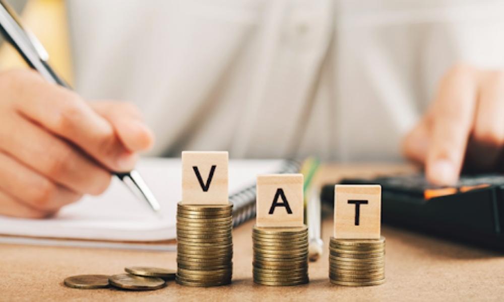 Quốc hội sẽ xem x&eacute;t giảm thuế VAT ở Kỳ họp thứ 6 - Ảnh 1.