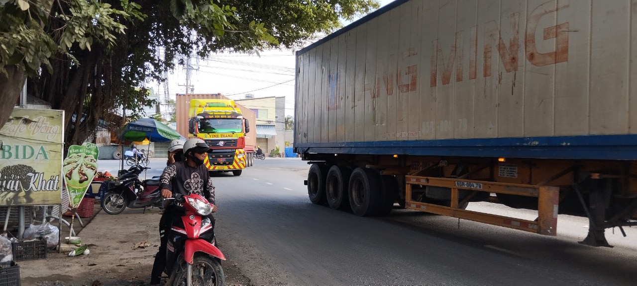 Cần gỡ &ldquo;điểm nghẽn&rdquo; Quốc lộ 27B tại Kh&aacute;nh Ho&agrave; - Ảnh 3.