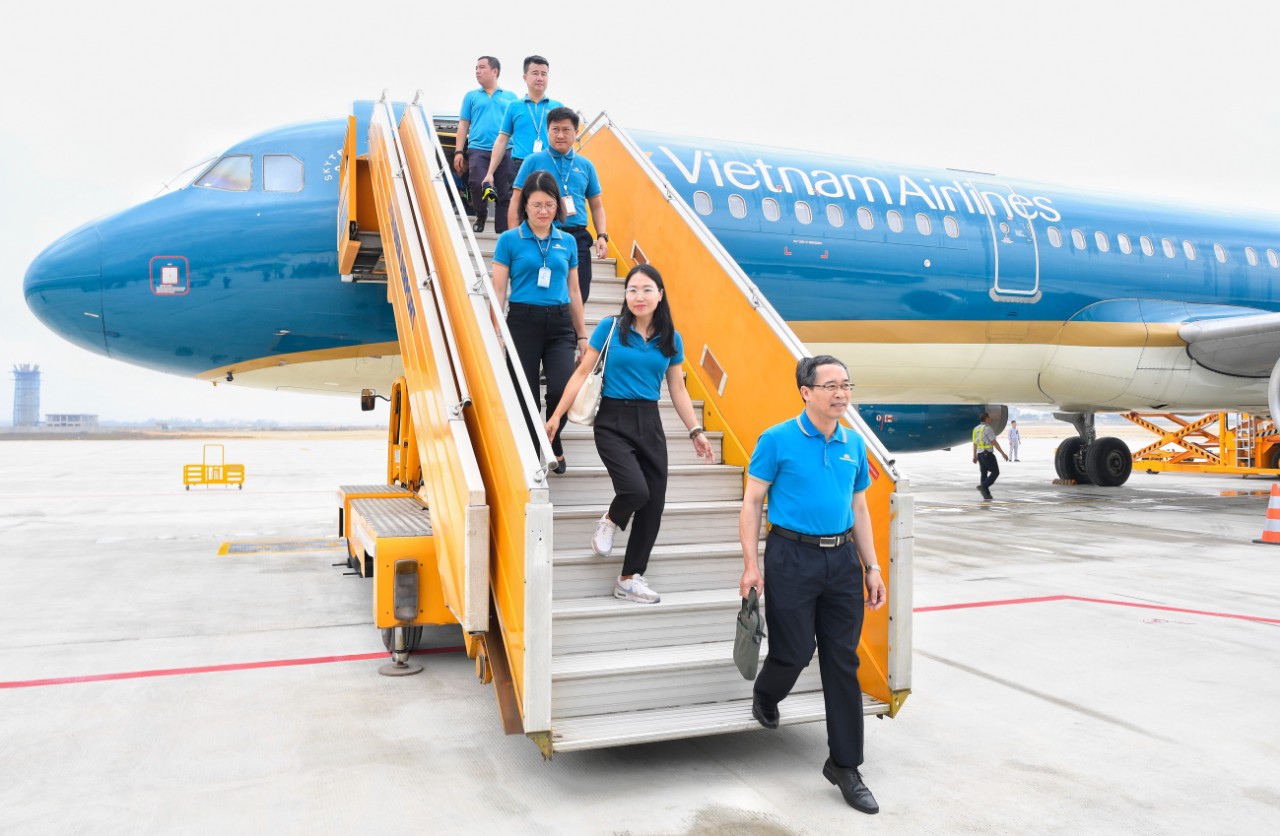 S&acirc;n bay Điện Bi&ecirc;n đ&oacute;n m&aacute;y bay cỡ lớn đầu ti&ecirc;n trong lịch sử  - Ảnh 11.