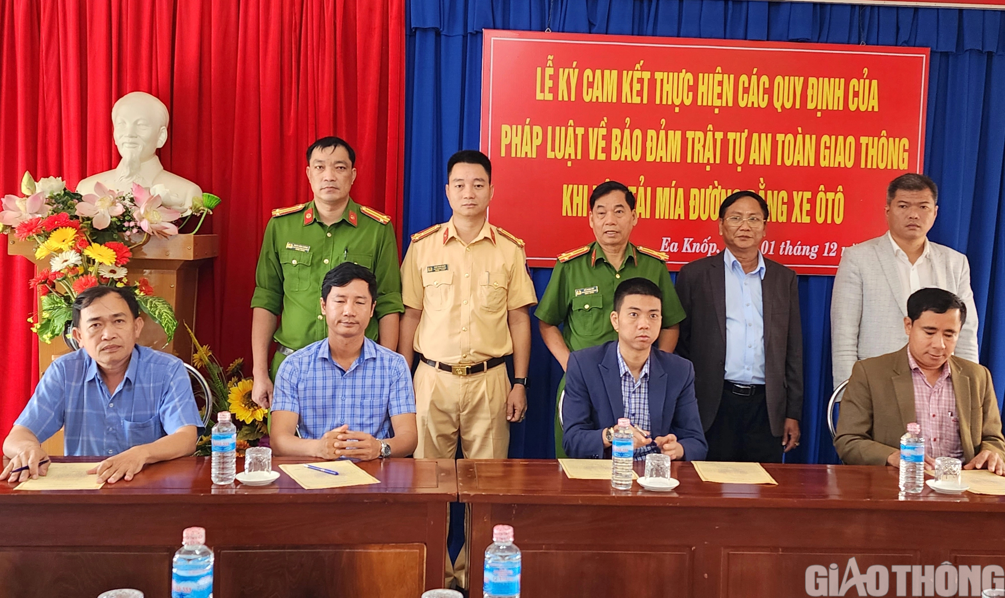 Doanh nghiệp vận chuyển m&iacute;a k&iacute; cam kết kh&ocirc;ng chở qu&aacute; khổ qu&aacute; tải - Ảnh 5.