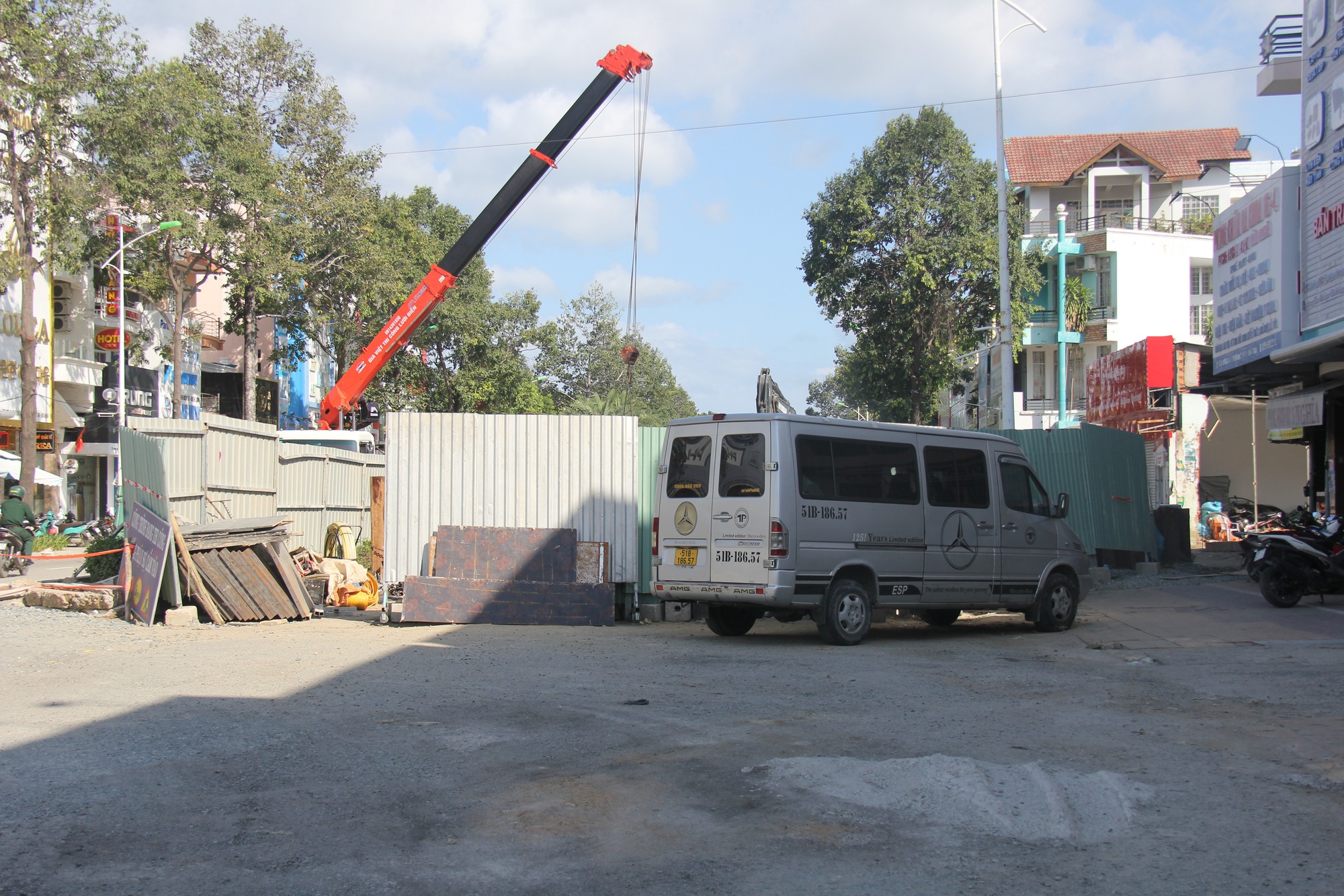 Ninh Thuận: Thi c&ocirc;ng ẩu tr&ecirc;n c&aacute;c tuyến phố TP Phan Rang - Th&aacute;p Ch&agrave;m - Ảnh 3.