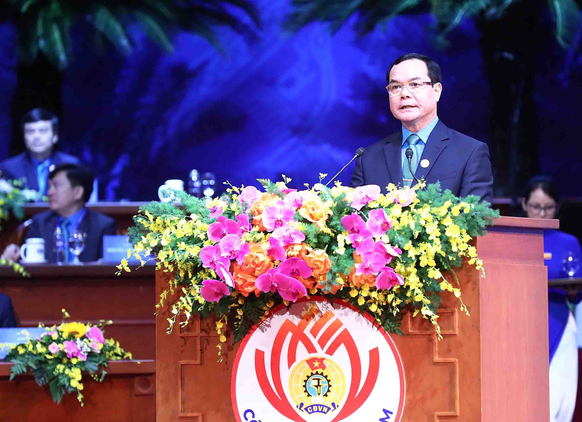 Ch&ugrave;m ảnh: Khai mạc Đại hội XIII C&ocirc;ng đo&agrave;n Việt Nam, nhiệm kỳ 2023 - 2028 - Ảnh 6.