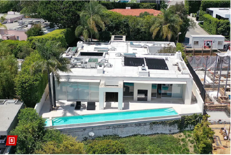 Biệt thự 7 triệu USD của "John Wick" Keanu Reeves bị trộm đột nhập - Ảnh 1. Biệt thự 7 triệu USD của "John Wick" Keanu Reeves bị trộm đột nhập - Ảnh 1.