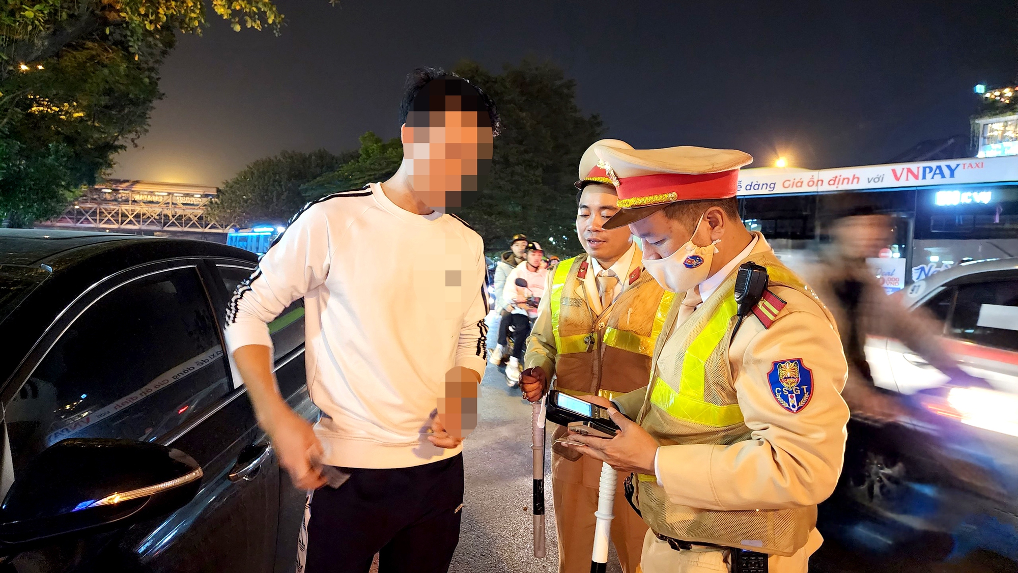 Vi phạm nồng độ cồn, xưng l&agrave; vận động vi&ecirc;n quốc gia xin phạt nhẹ - Ảnh 7.