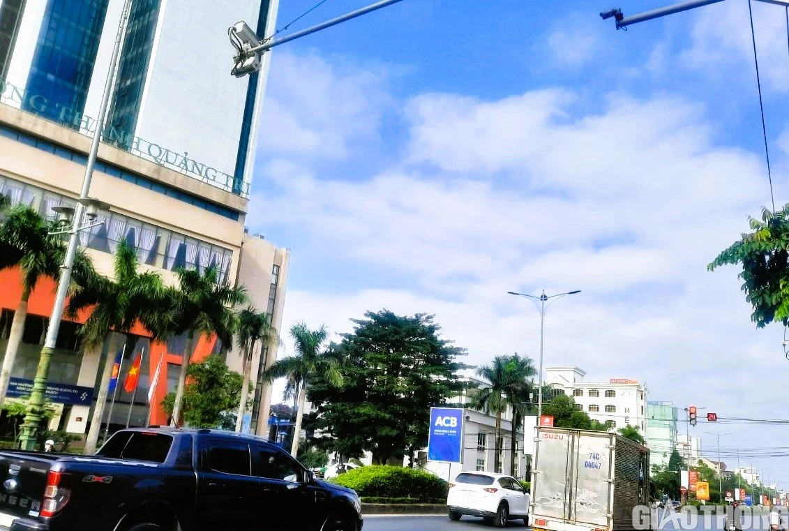 Quảng Trị: Phạt nguội vi phạm giao th&ocirc;ng qua hệ thống &ldquo;mắt thần&rdquo; từ ng&agrave;y 15/12 - Ảnh 1.