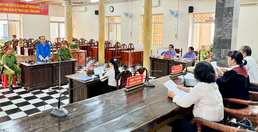 8 năm t&ugrave; cho đối tượng sử dụng mạng x&atilde; hội chống ph&aacute; Nh&agrave; nước ở An Giang - Ảnh 1.