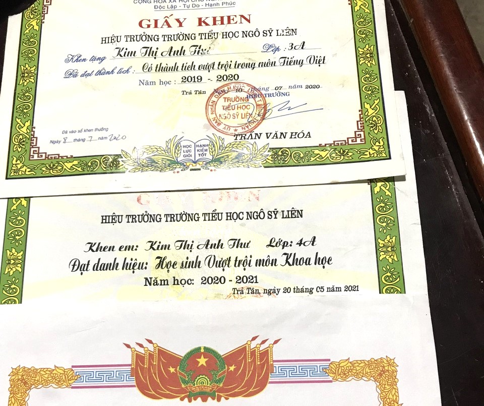 Cha đi tiệc m&atilde;i kh&ocirc;ng về, để lại con thơ bơ vơ v&igrave; TNGT - Ảnh 4.