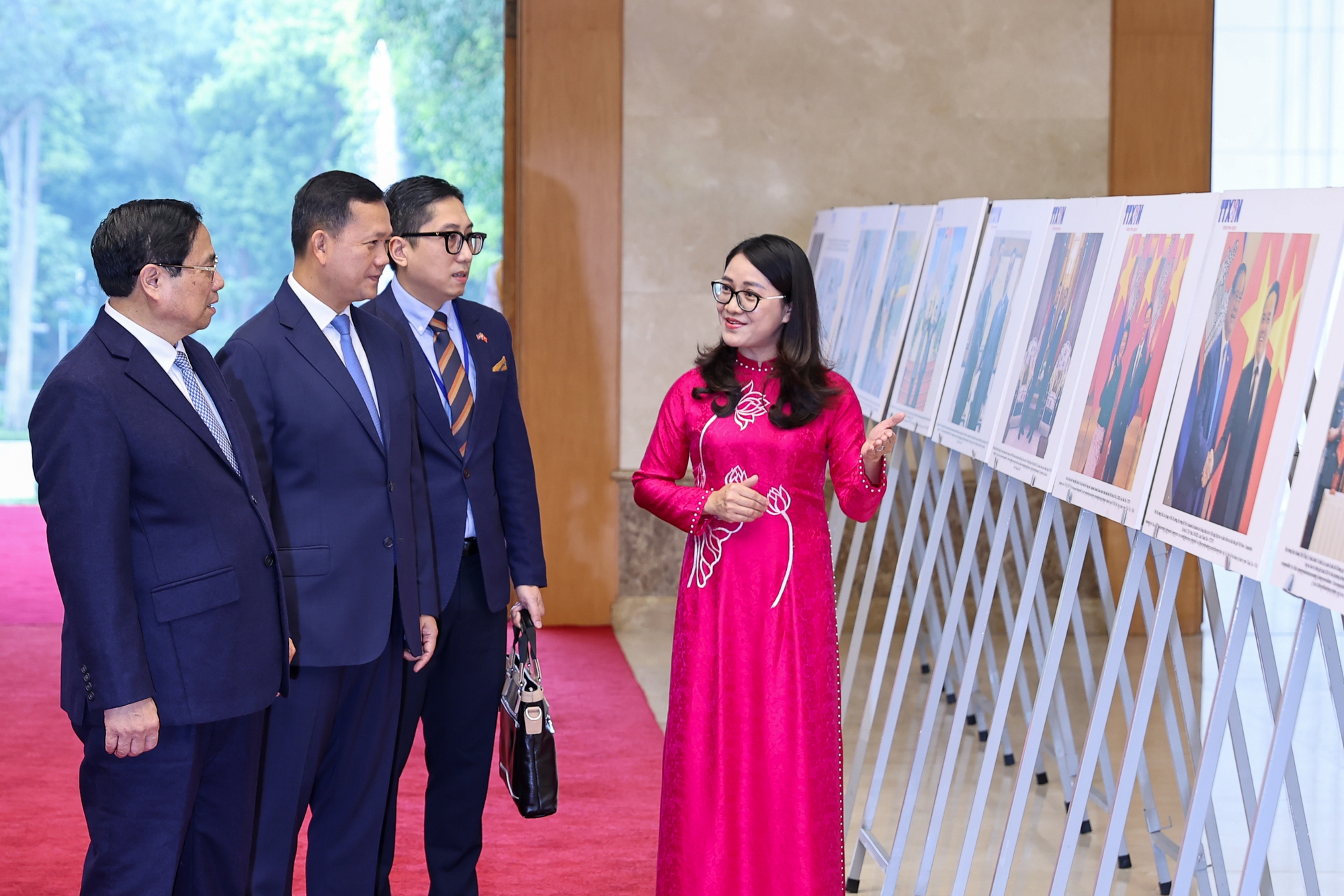 Cận cảnh lễ đ&oacute;n Thủ tướng Campuchia Hun Manet lần đầu thăm Việt Nam - Ảnh 7.