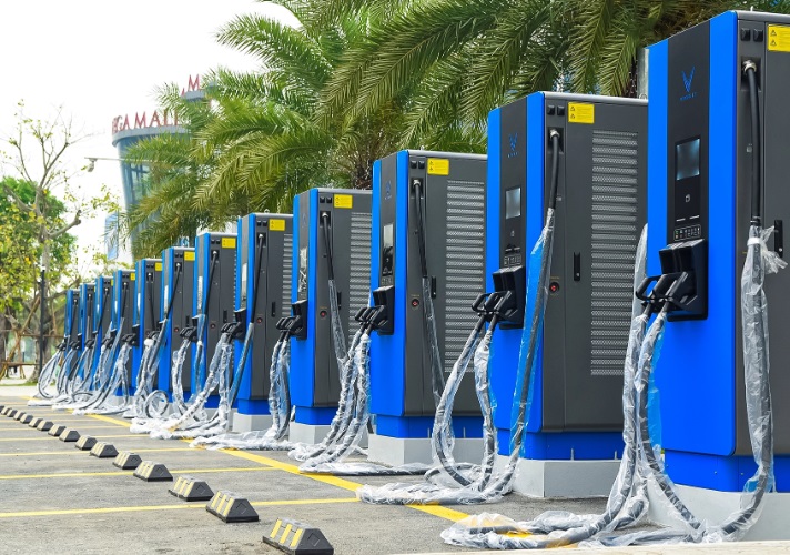 C&aacute;ch n&agrave;o hỗ trợ gi&aacute; điện cho trạm sạc? - Ảnh 3.