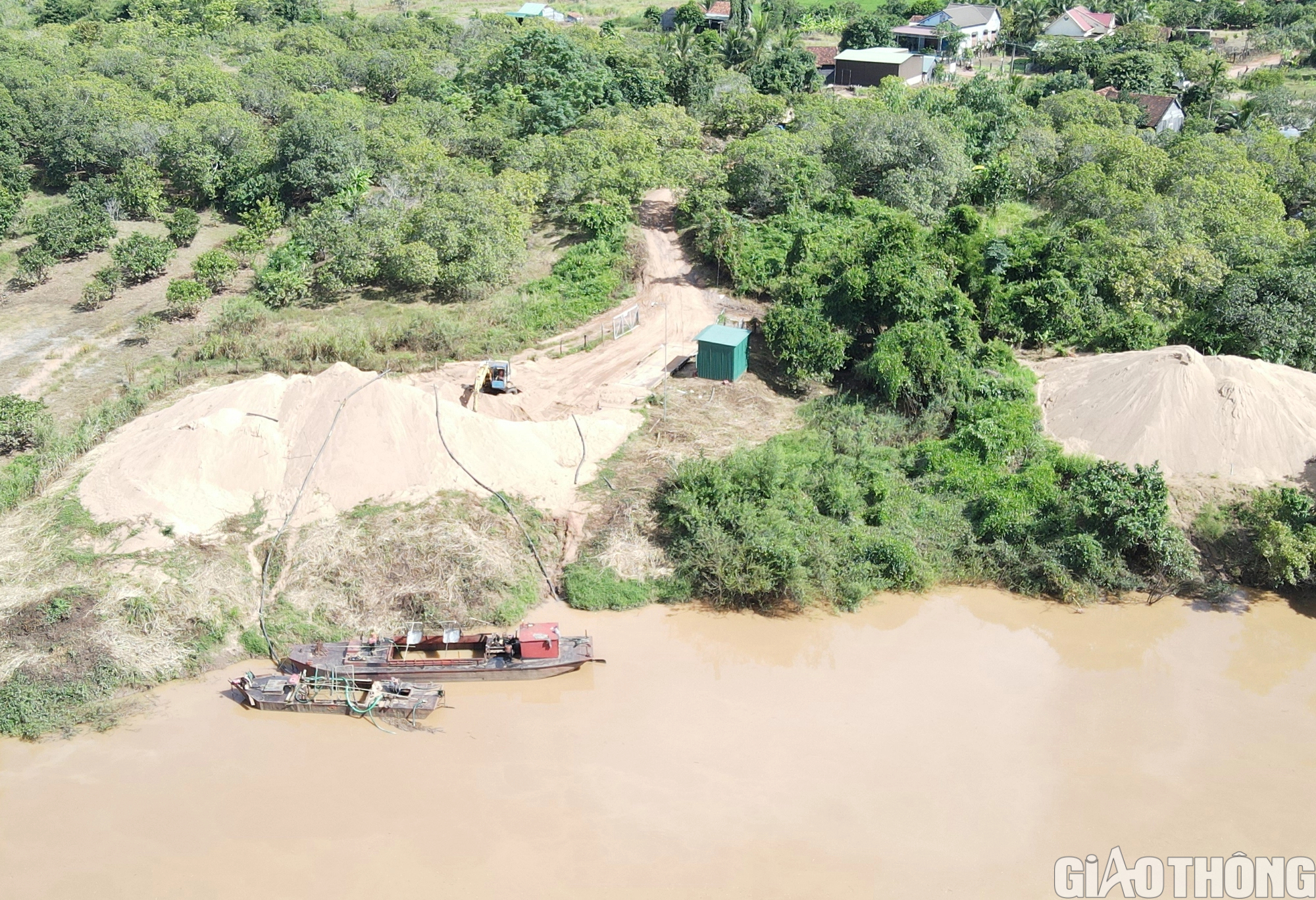 Vi phạm khai th&aacute;c c&aacute;t tr&ecirc;n s&ocirc;ng Ea H&rsquo;leo: UBND huyện Ea S&uacute;p thừa nhận đ&uacute;ng - Ảnh 4.