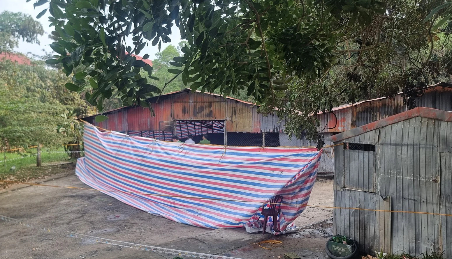 Vụ hoả hoạn thi&ecirc;u rụi h&agrave;ng trăm xe của sinh vi&ecirc;n sẽ được xử l&yacute; như thế n&agrave;o? - Ảnh 3.