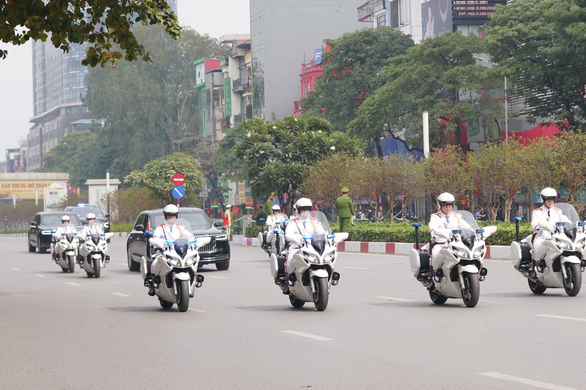 Tổng b&iacute; thư, Chủ tịch Trung Quốc Tập Cận B&igrave;nh đến H&agrave; Nội - Ảnh 9.