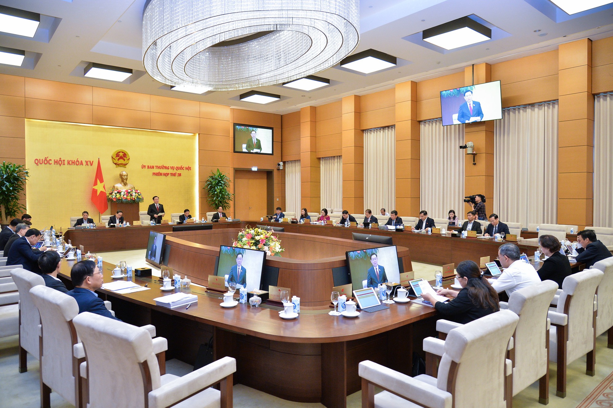 Quốc hội c&oacute; thể họp bất thường v&agrave;o giữa th&aacute;ng 1/2024 - Ảnh 2.