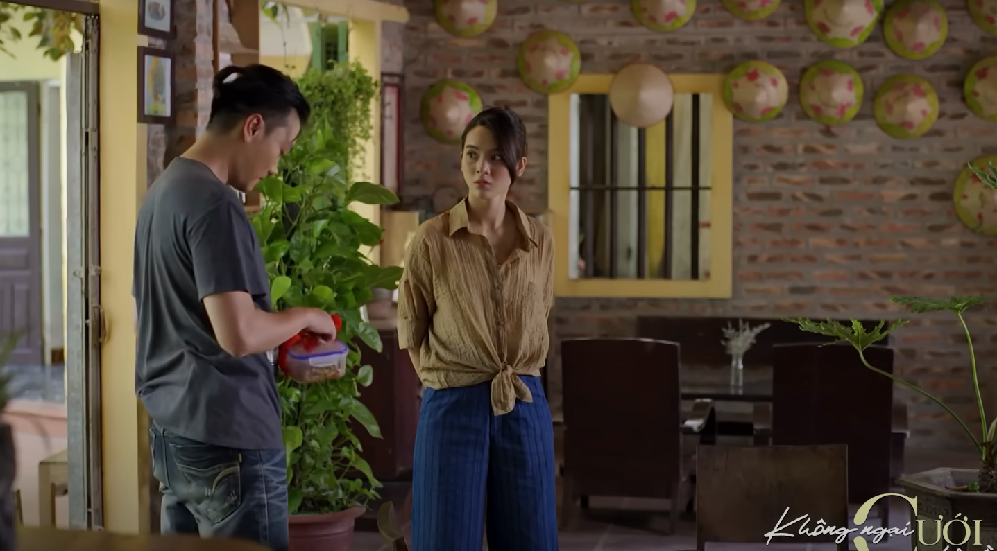 Đ&ocirc;ng đ&atilde; thẳng thắn thổ lộ t&igrave;nh cảm d&agrave;nh cho Huyền c&ograve;n nhiều hơn d&agrave;nh cho g&agrave; chọi.