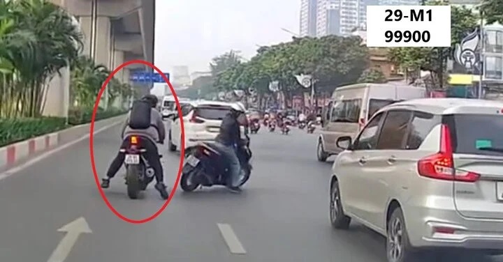 Thanh ni&ecirc;n g&acirc;y tai nạn rồi bỏ chạy ở H&agrave; Nội khai g&igrave; tại cơ quan c&ocirc;ng an? - Ảnh 1.