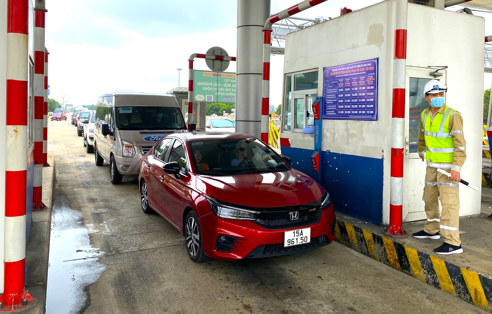 Sắp tăng gi&aacute; v&eacute; 44 dự &aacute;n BOT đường bộ - Ảnh 1.