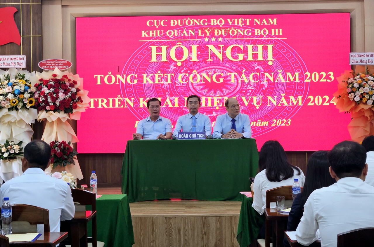 Tăng cường phối hợp, tr&aacute;ch nhiệm địa phương xử l&yacute; vi phạm h&agrave;nh lang đường bộ - Ảnh 2.